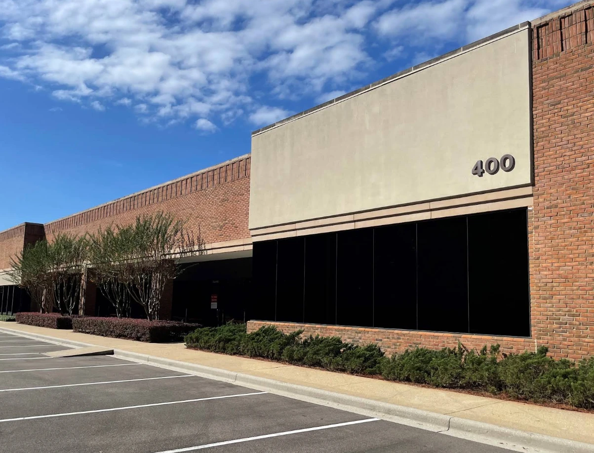 400 Riverhills Business Park Circle