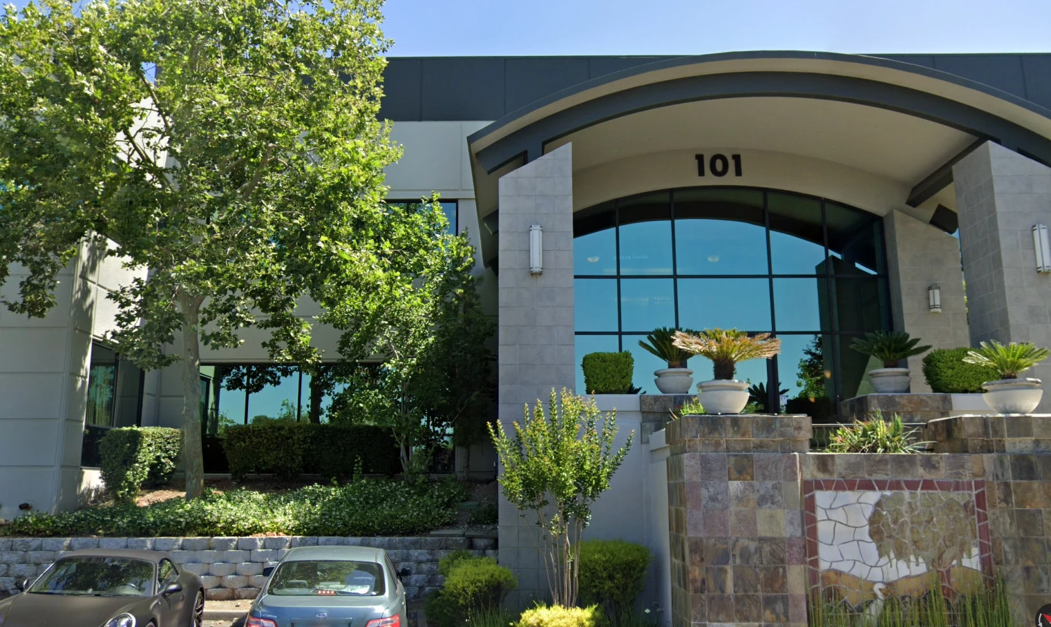 Folsom 101 Parkshore Drive Suite #100 Folsom, CA 95630