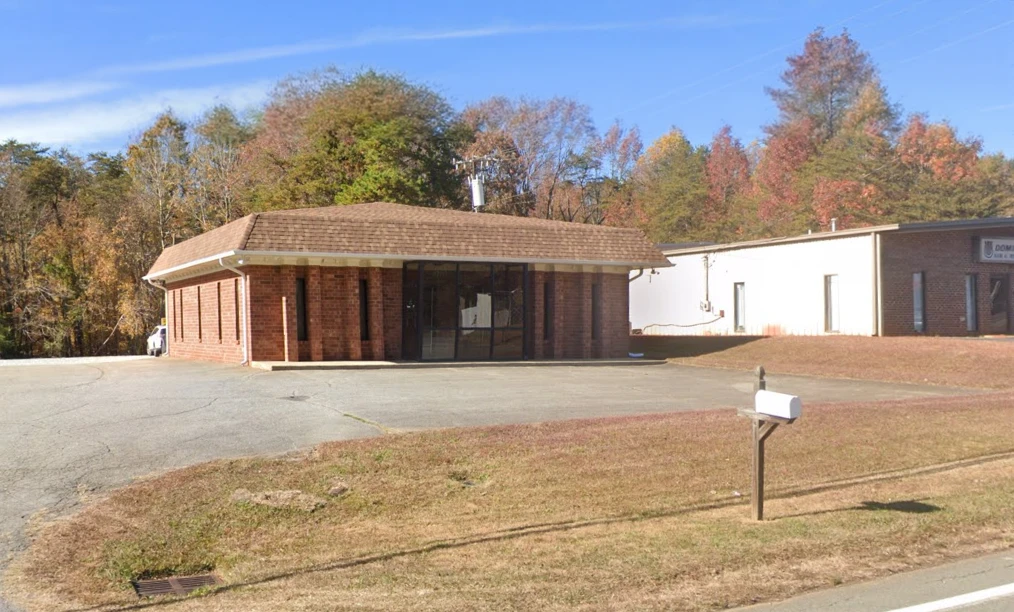3701 Summit Avenue Greensboro, NC 27405